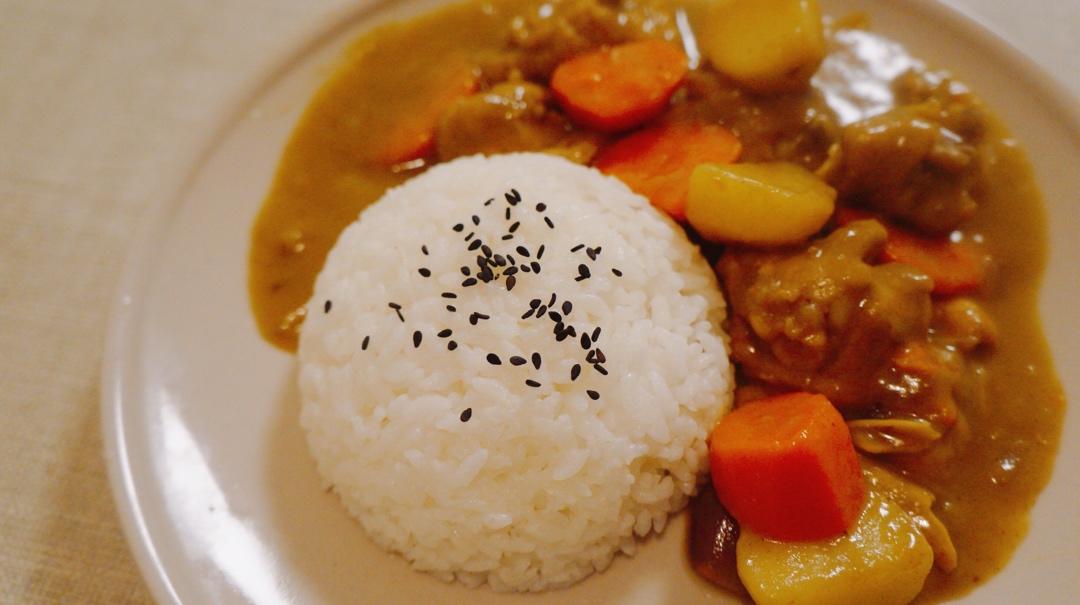 零失败日式咖喱鸡肉饭！！最正宗日本家庭做法！简单又好吃！
