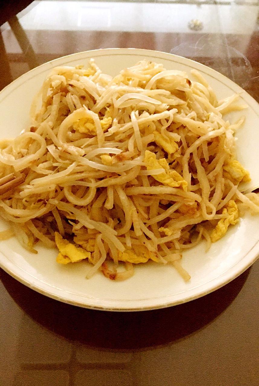豆芽炒饼