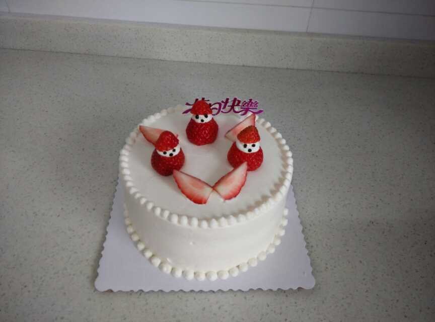 鲜奶油草莓蛋糕