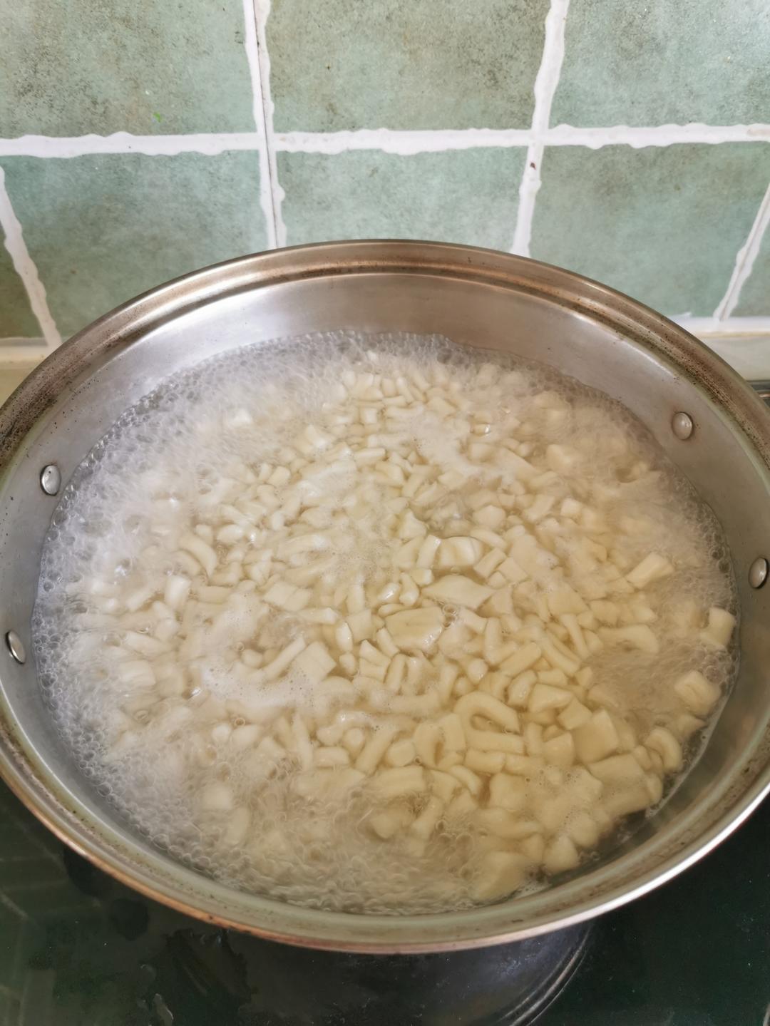 丁丁炒面正宗新疆味