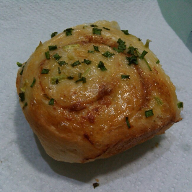 香葱肉松面包卷