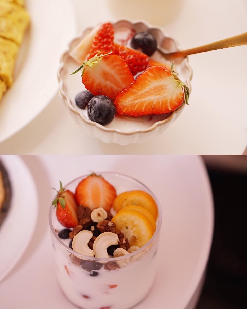 早餐水果酸奶杯