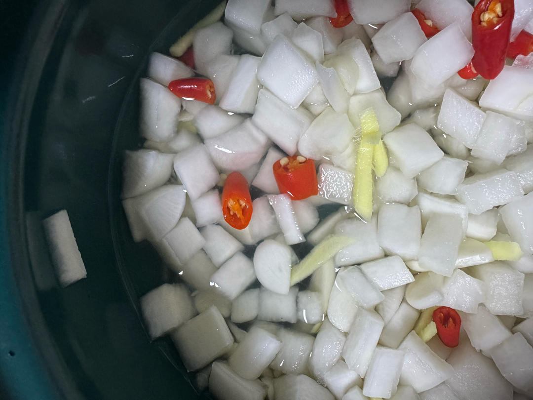 脆爽腌萝卜丁