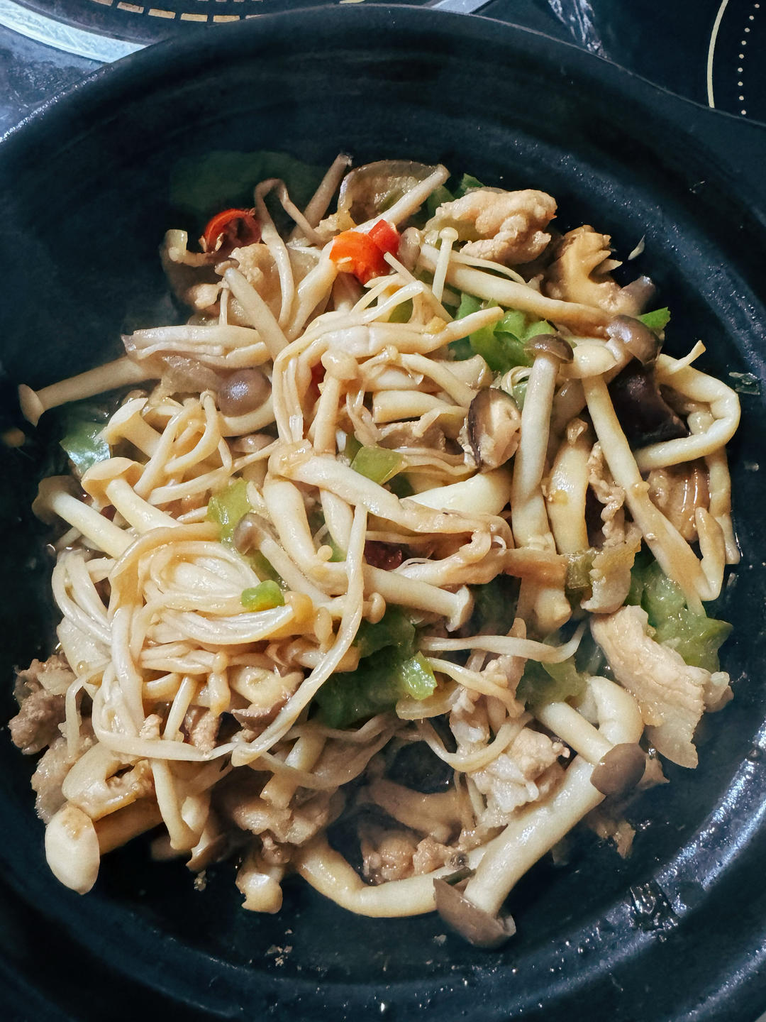 菌菇煲(杂菇煲)