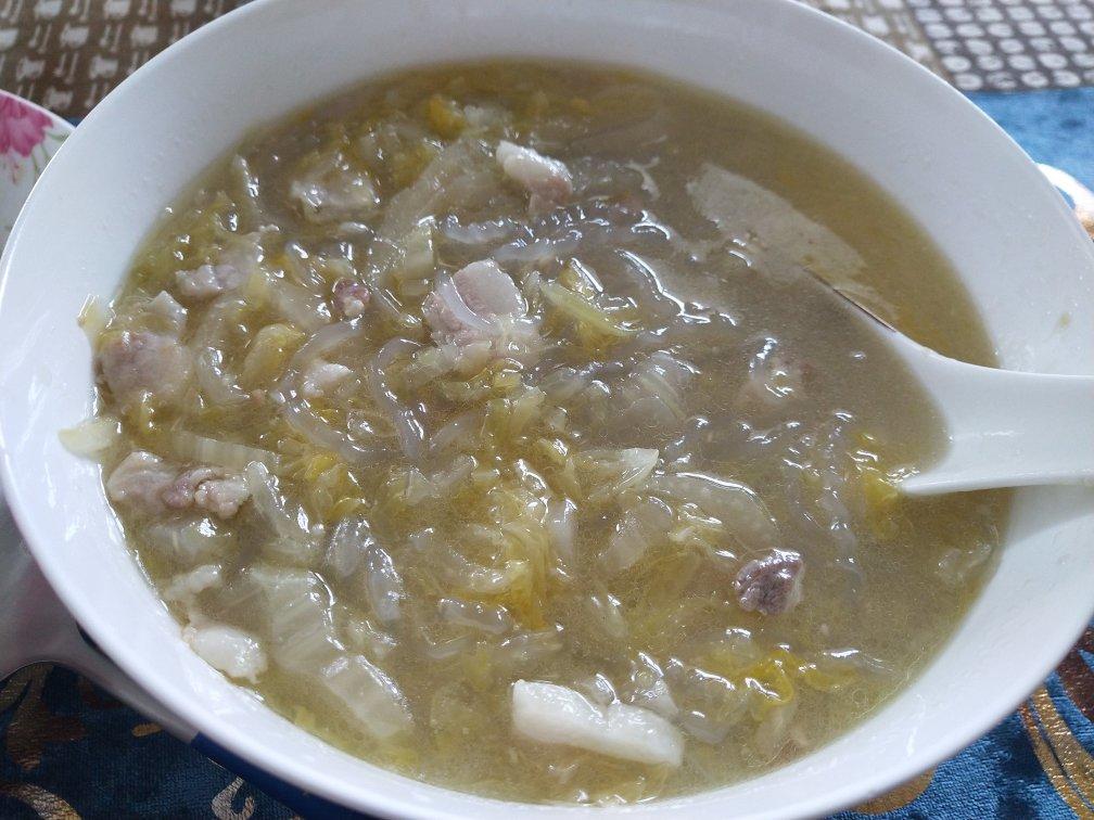 酸菜猪肉炖粉条