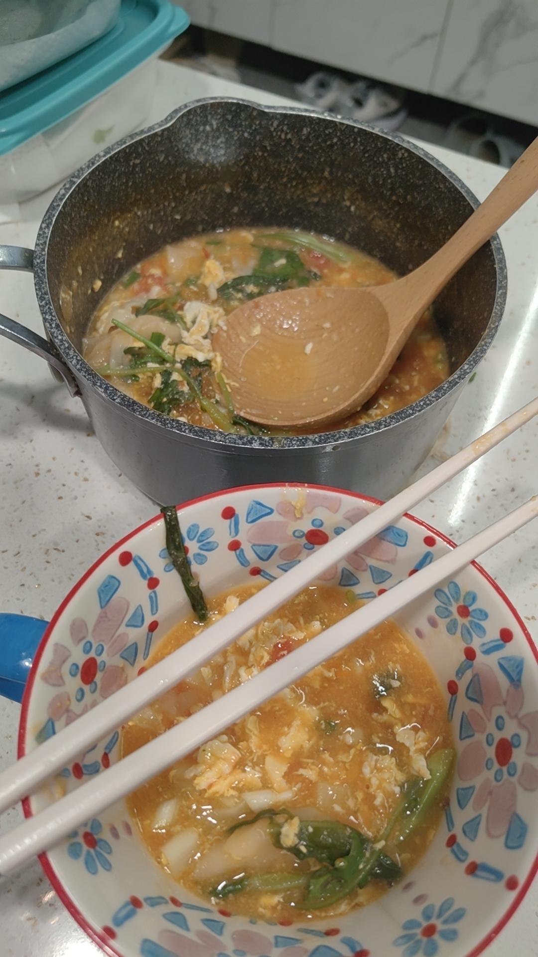 西红柿馄饨皮扯面汤