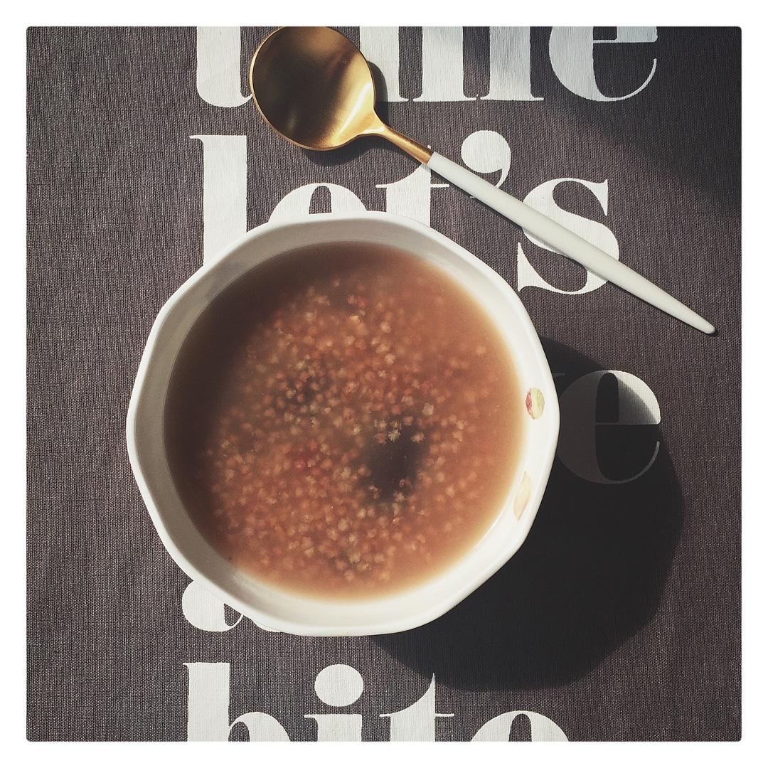 红枣桂圆小米粥