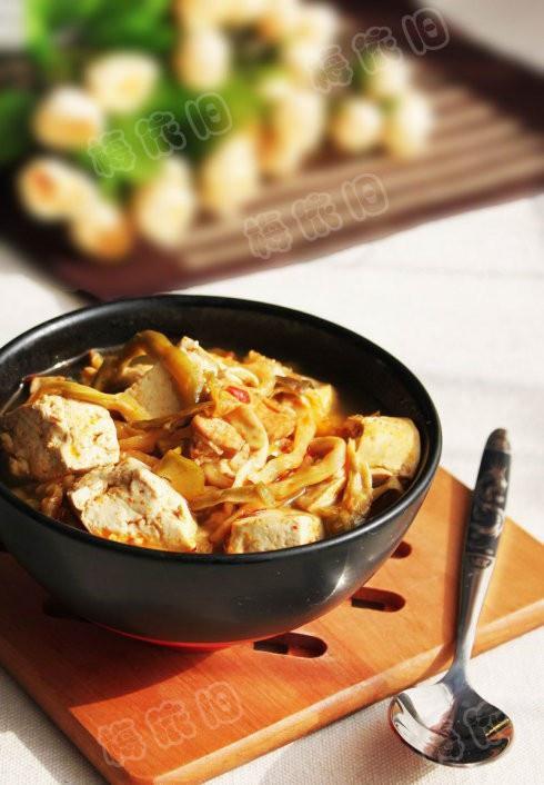 泡菜豆腐砂锅的做法