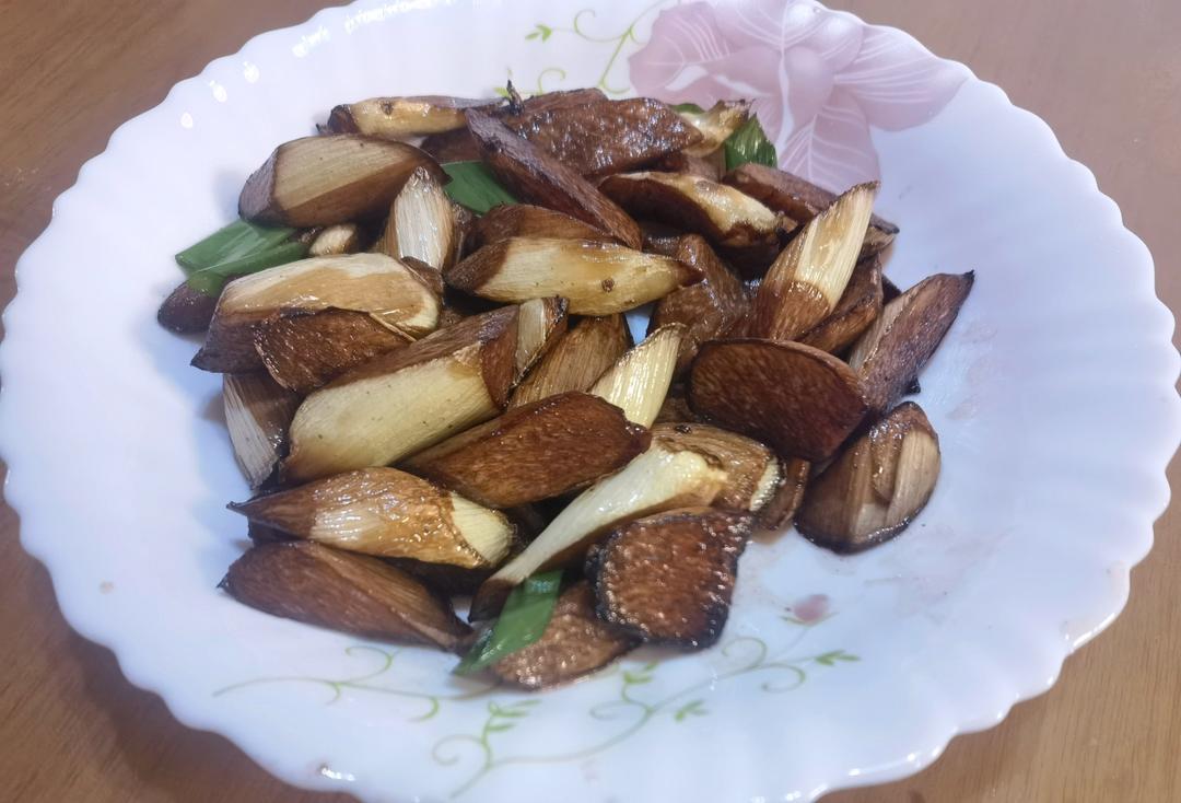 🔥10分钟完成一道不加水的红烧茭白