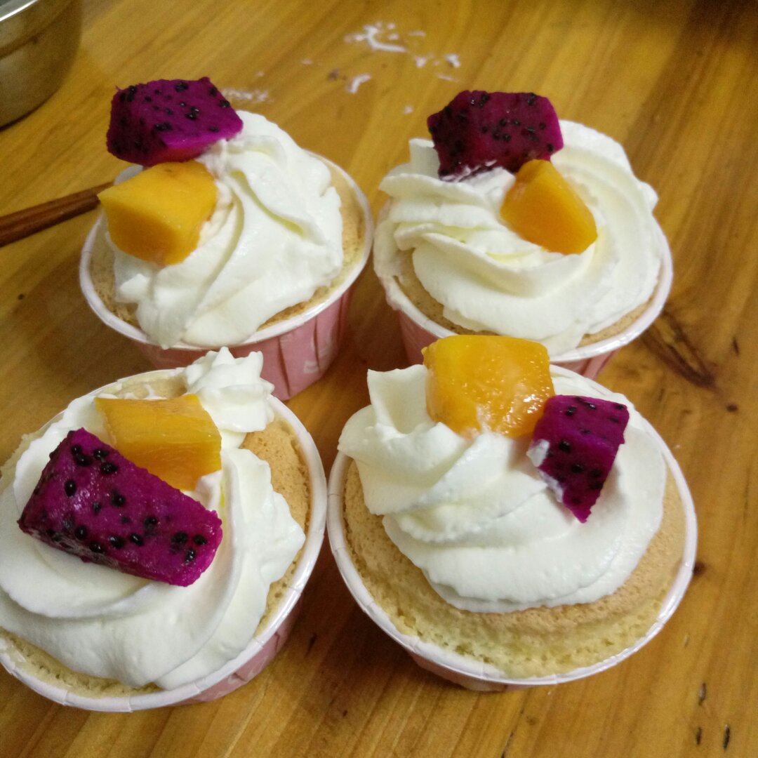 不会回缩的纸杯蛋糕--海氏烤箱定制