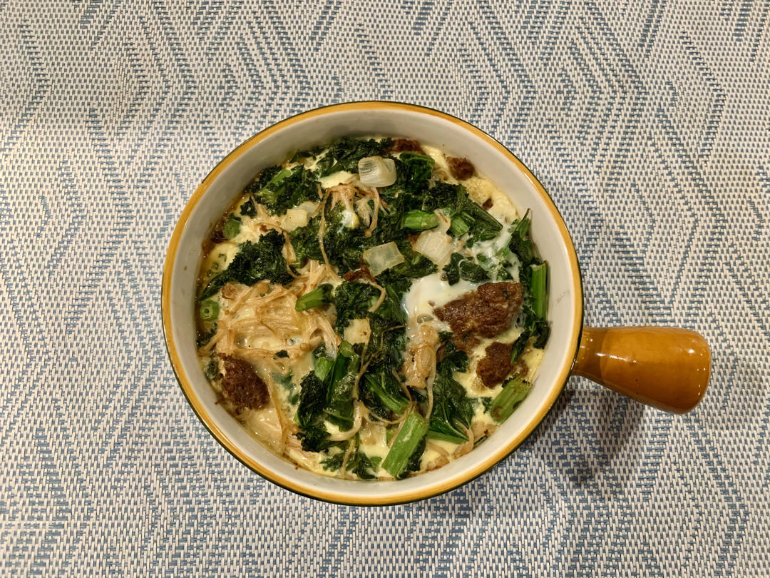 菌菇羽衣甘蓝芝士烘蛋