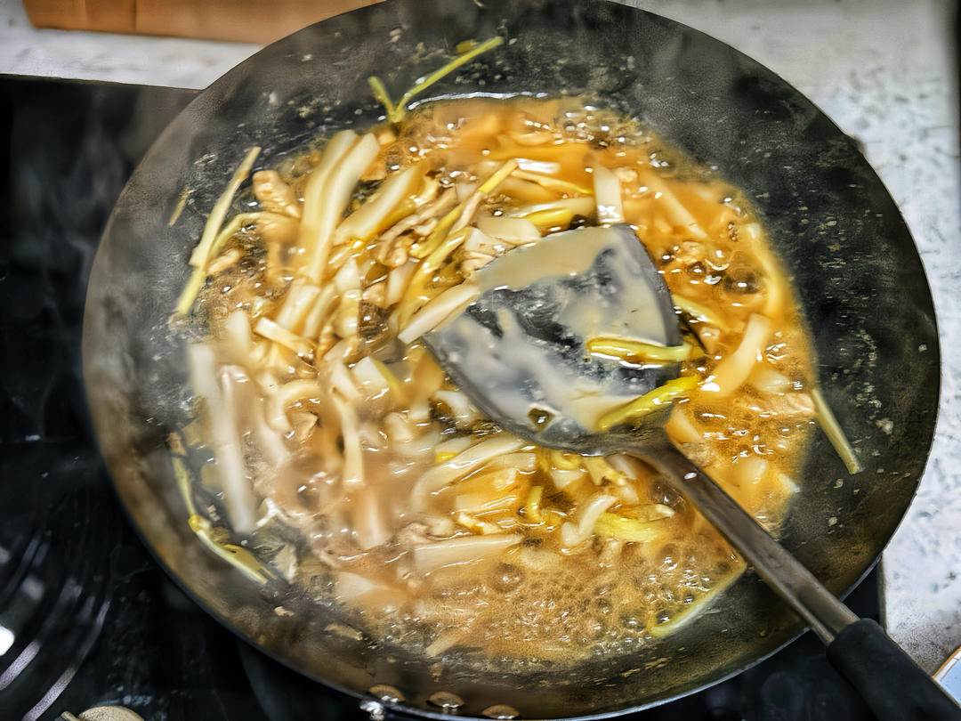 浙江雪菜肉丝汤年糕