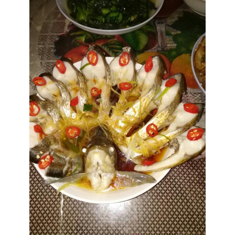 孔雀开屏清蒸鱼