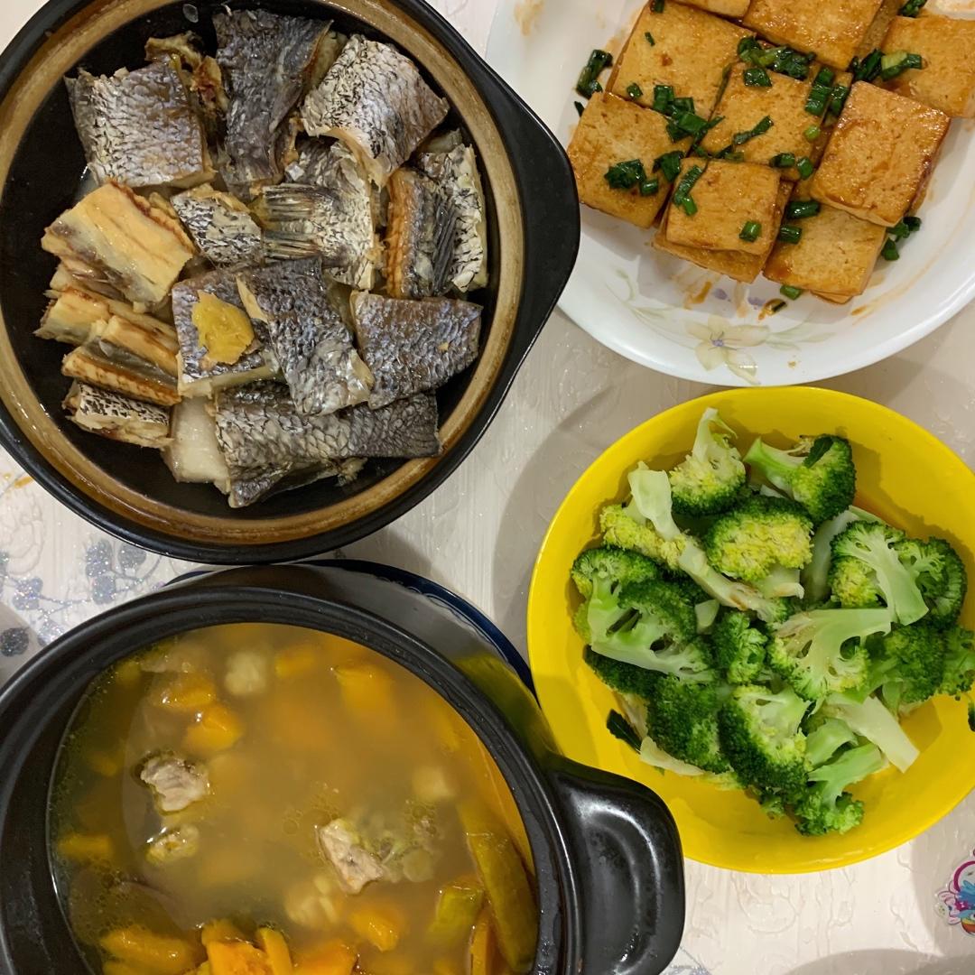 南瓜瑶柱排骨汤