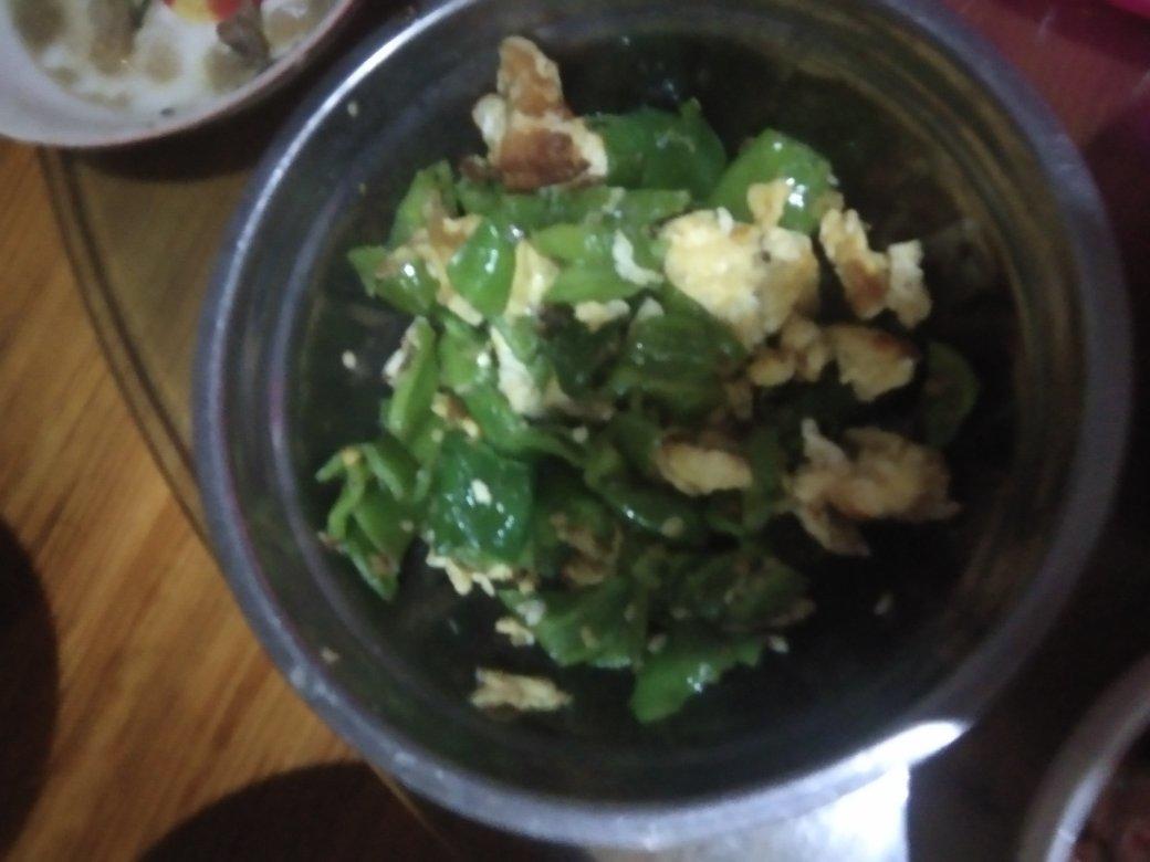 超级下饭菜青椒炒鸡蛋