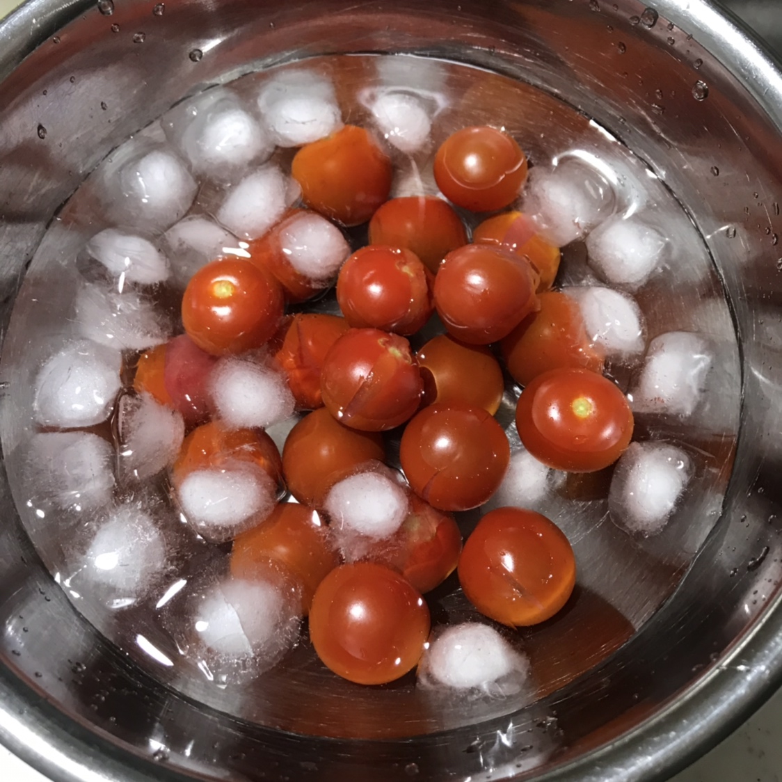 日式白出汁腌迷你番茄和毛豆（付白出汁做法）的做法 步骤3
