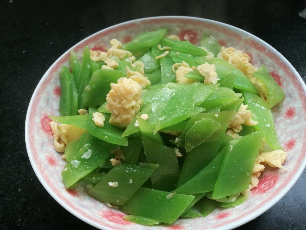 莴笋炒鸡蛋