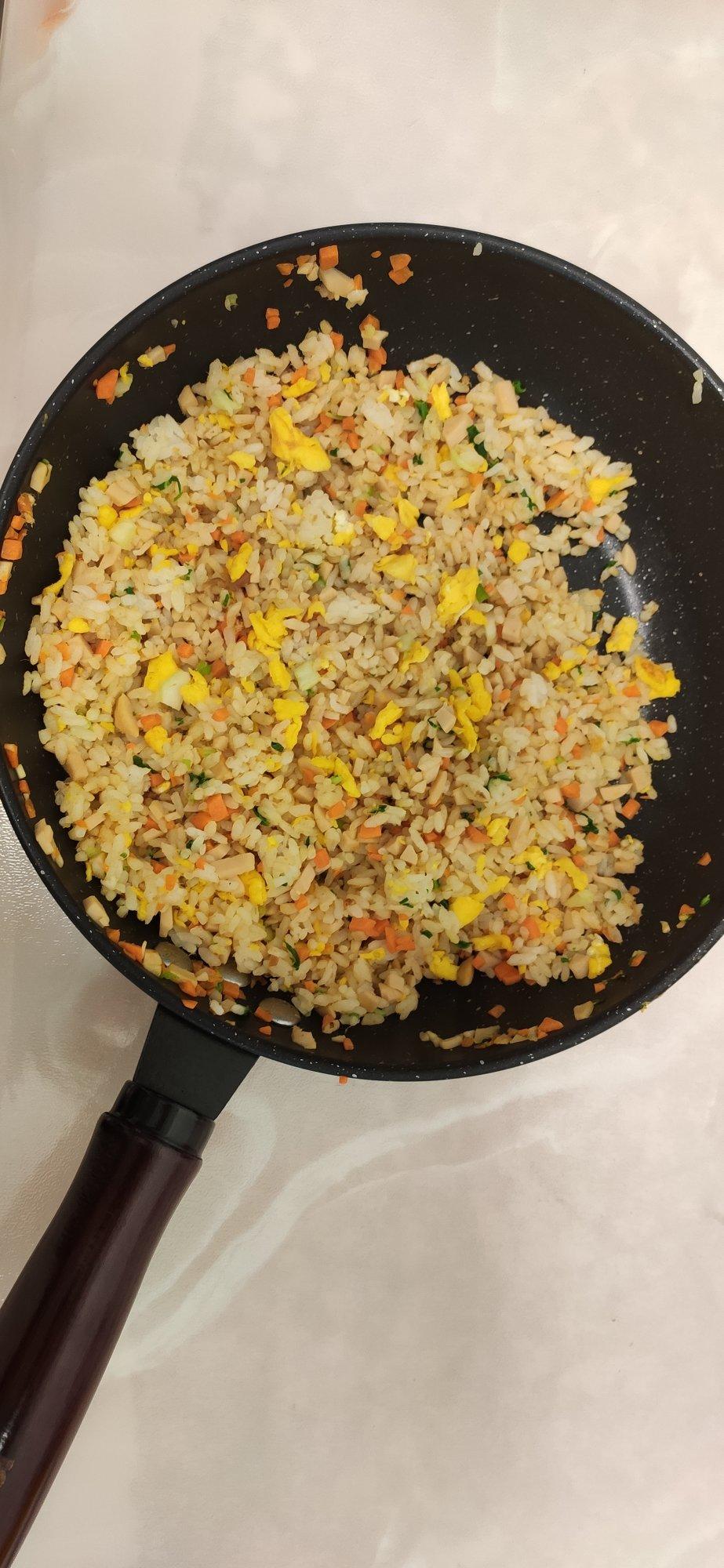 紫苑梦影做的肉松蛋炒饭