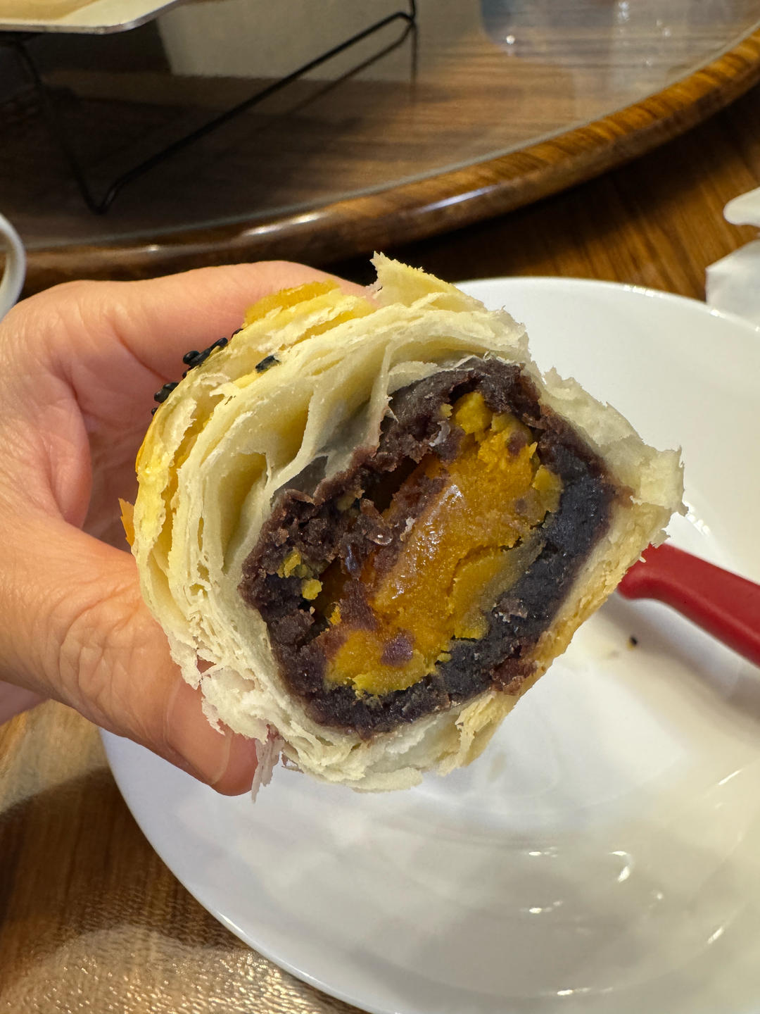免揉免松弛超快手不破酥不混酥的蛋黄酥—新手一看包会