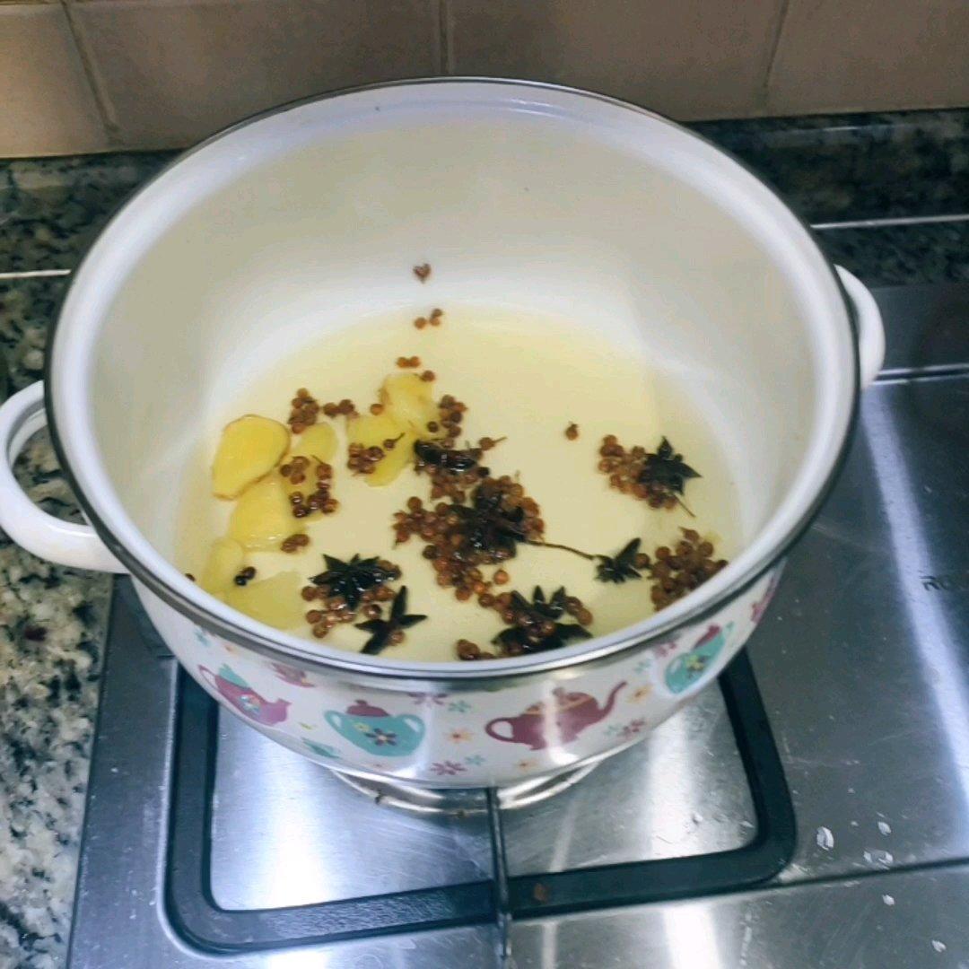 韭菜猪肉饺子(带参考克数)