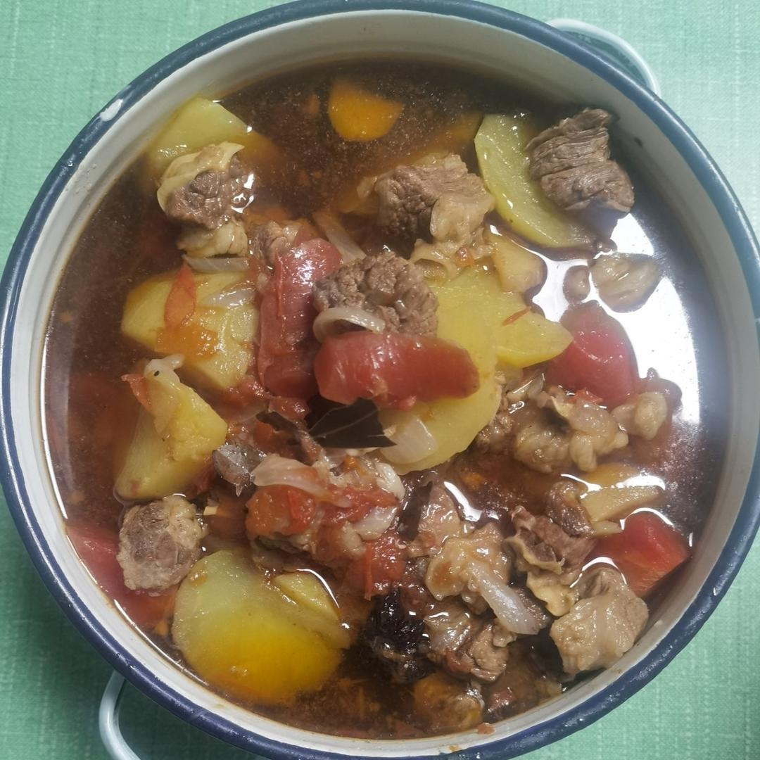 番茄土豆炖牛腩
