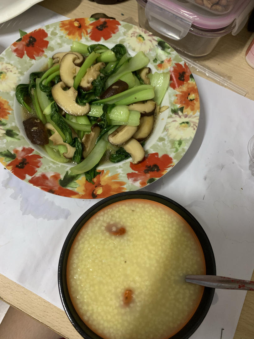 简易版香菇扒油菜