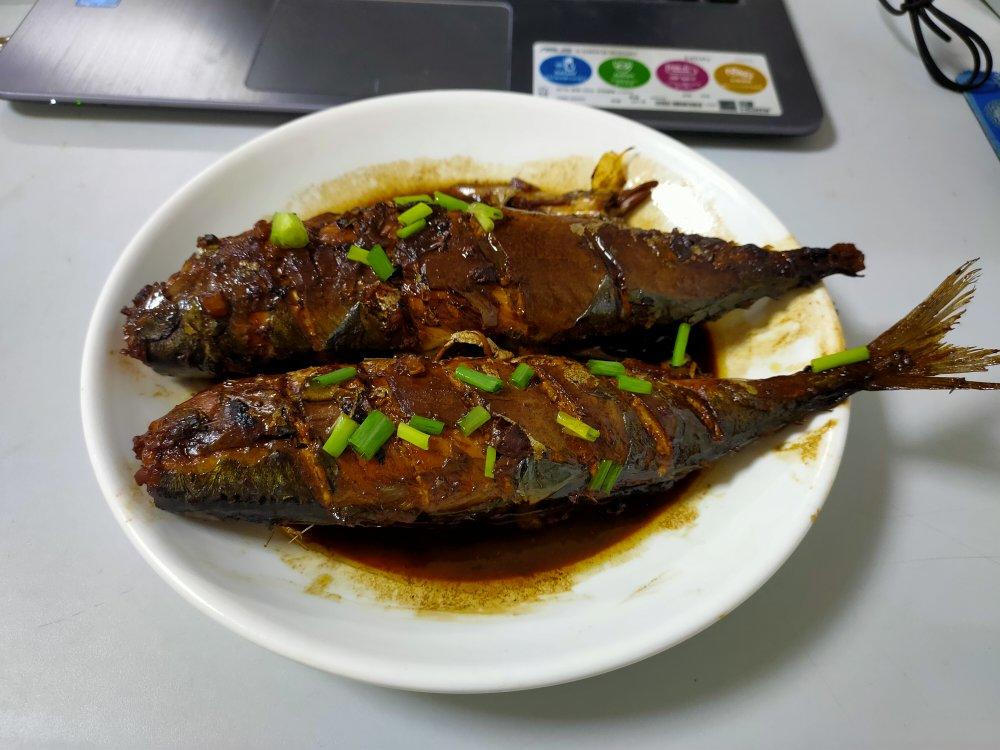 今生不变5467做的满屋飘香的红烧青占鱼