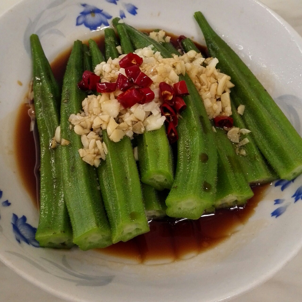 白灼秋葵