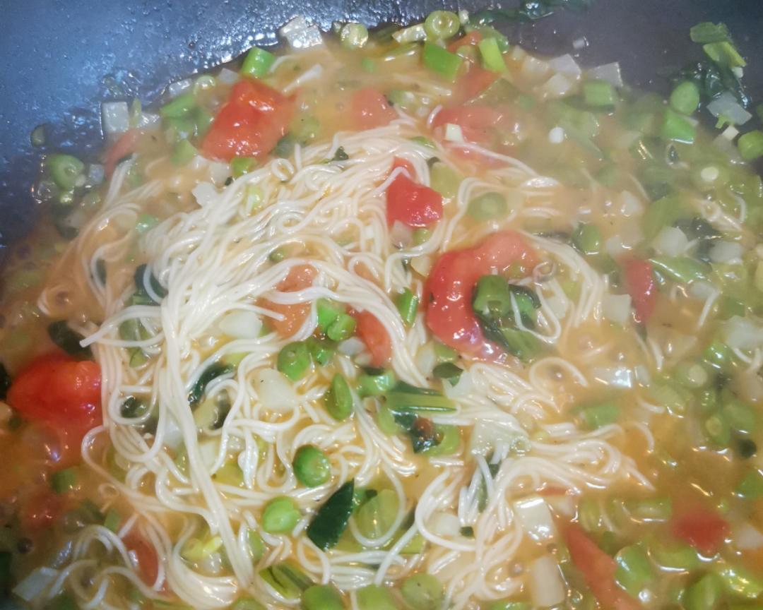 15分钟，一锅适合娃吃的炝锅面