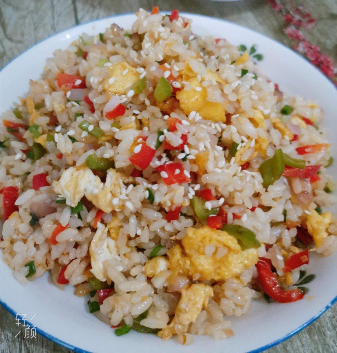 不正宗的扬州炒饭（家常版）