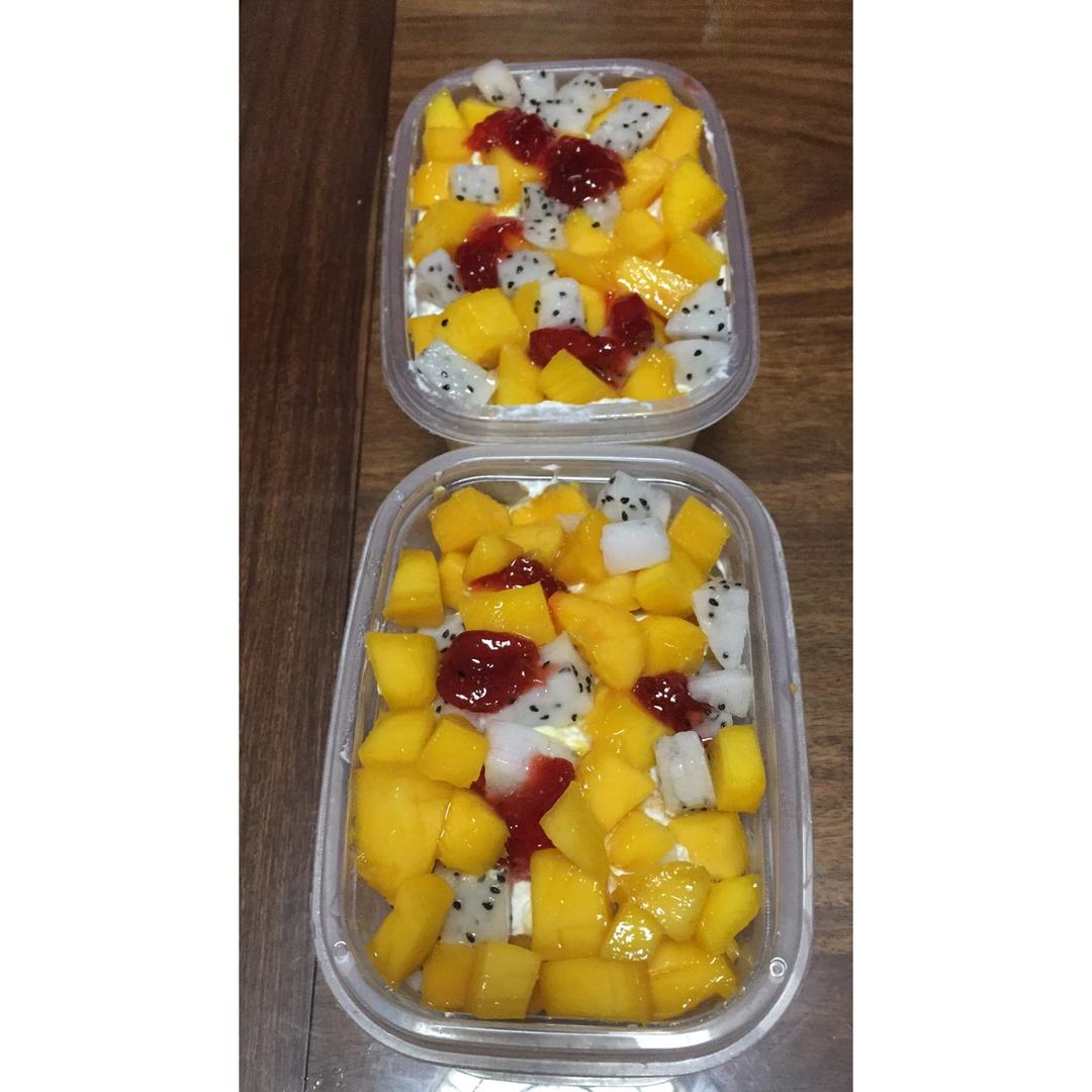 简单快手的便当饭盒水果盒子蛋糕