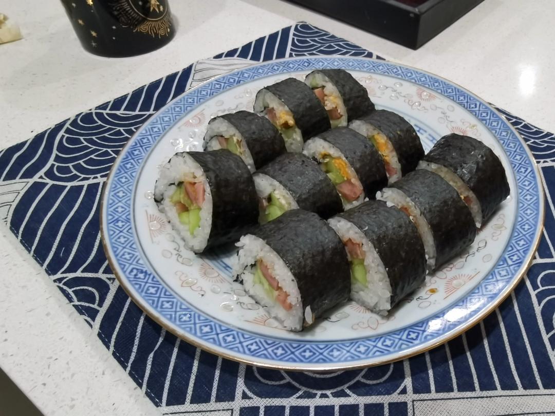 自制寿司（含寿司醋配方和超详细寿司卷法）