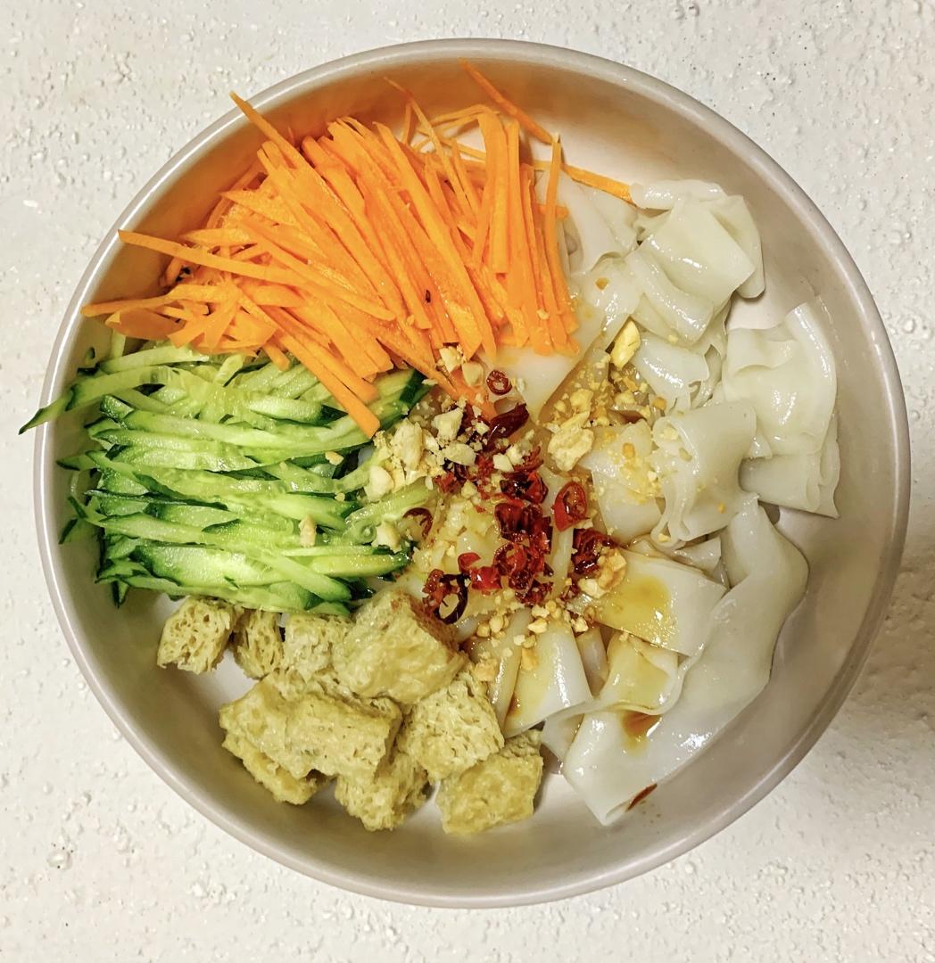 材料非常简单又筋道的凉皮做法