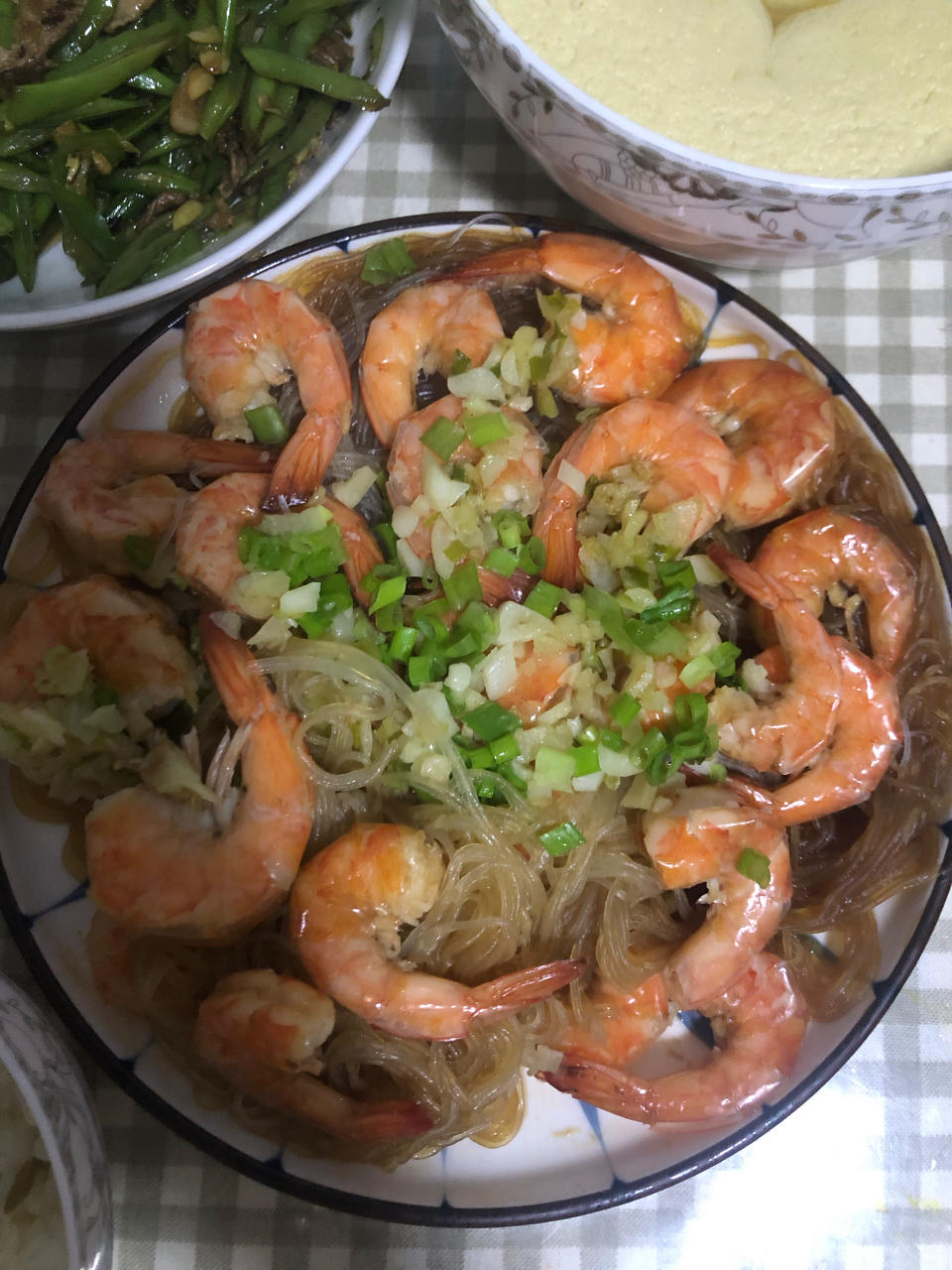 蒜蓉粉丝蒸大虾