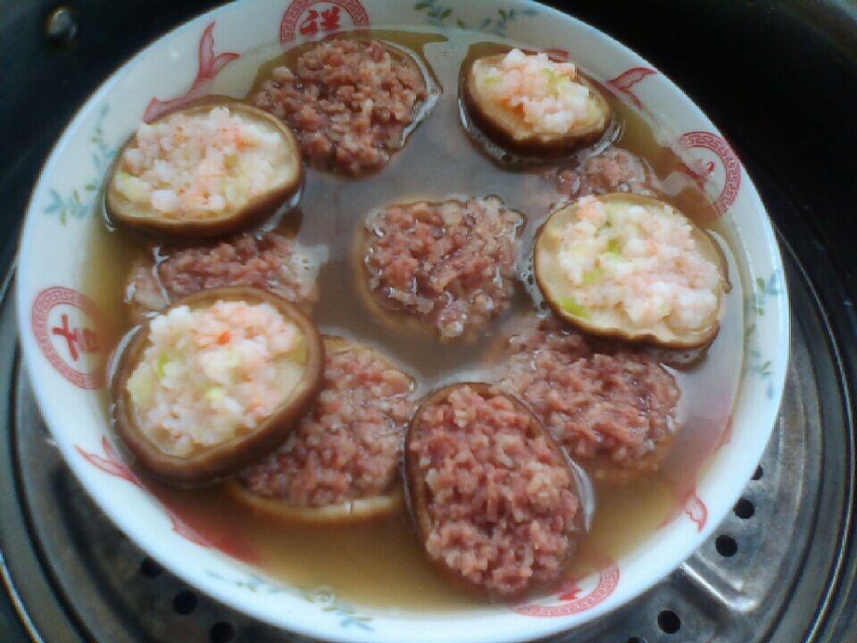 香菇蒸虾盏