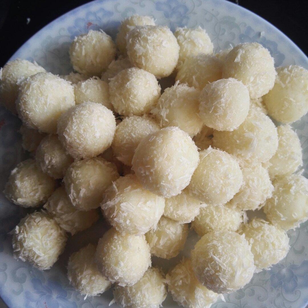 脆皮土豆芝士球