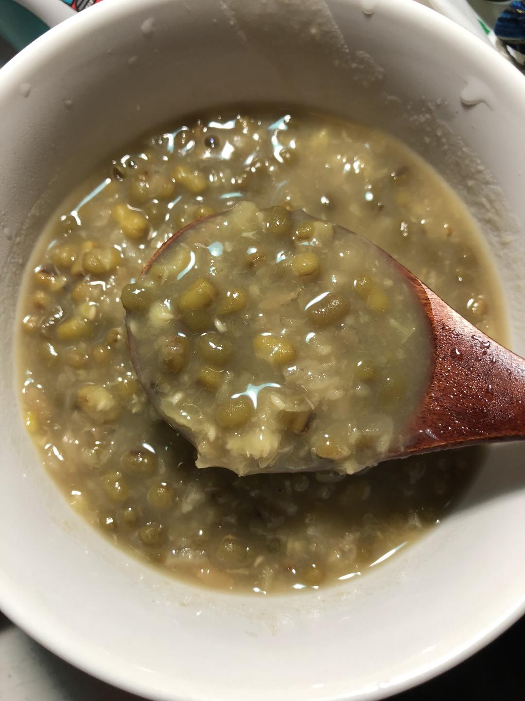 夏日炎炎之电饭煲绿豆粥