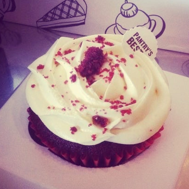 经典红丝绒杯子蛋糕（red velvet cupcake）