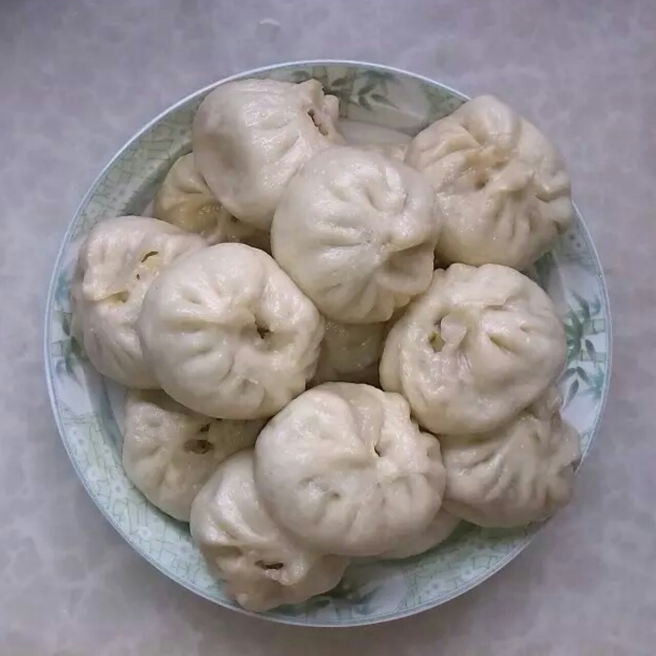 猪肉香菇包子