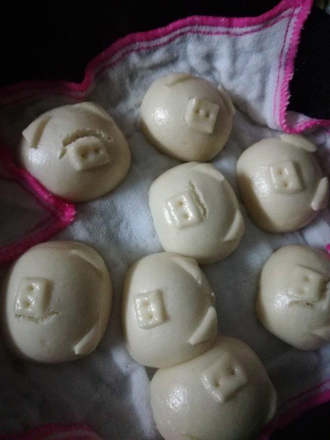 简单易学的压面机版刀切馒头（小猪造型）