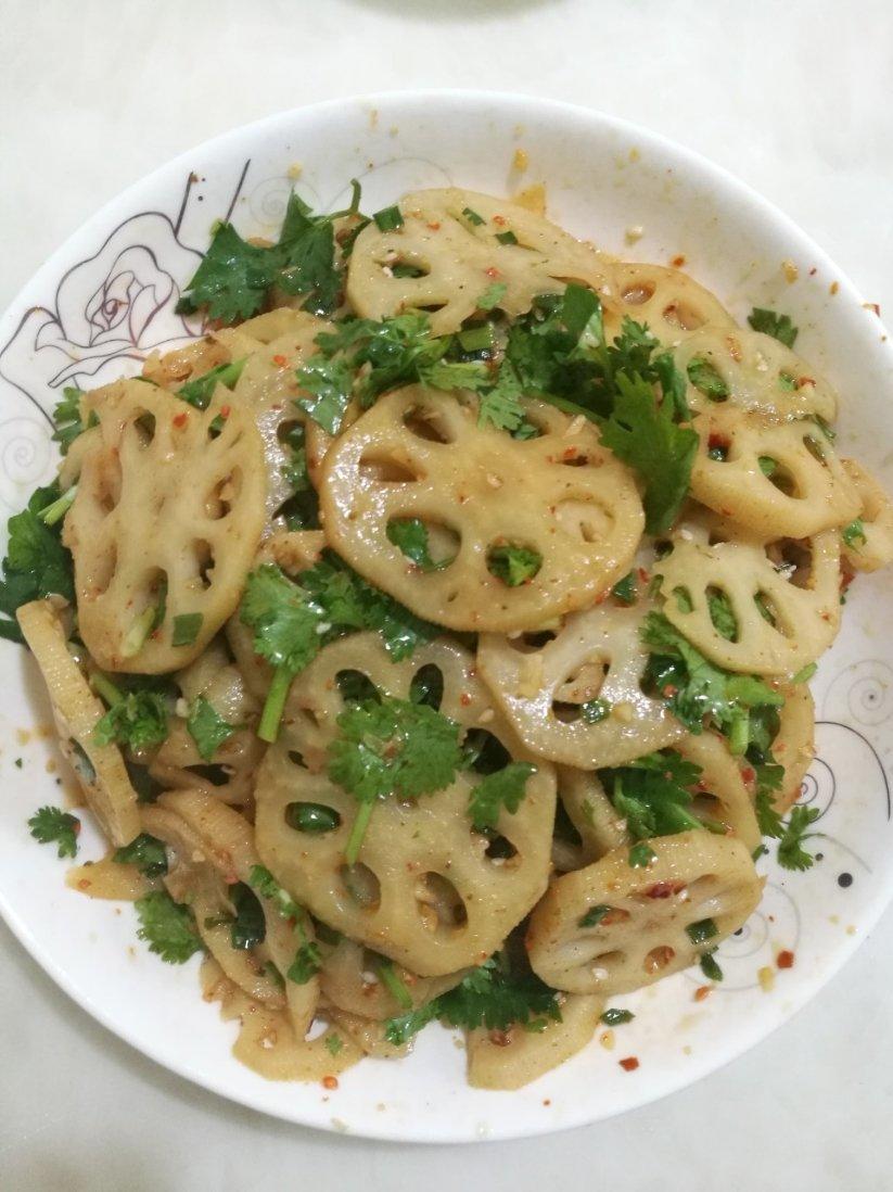 夏天开胃的凉拌藕片