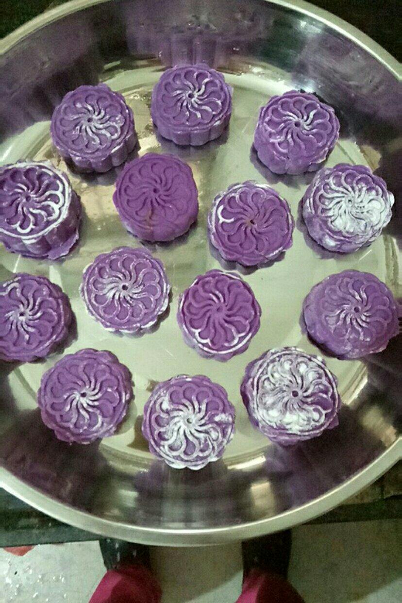 宝贝进进做的紫薯糯米糕