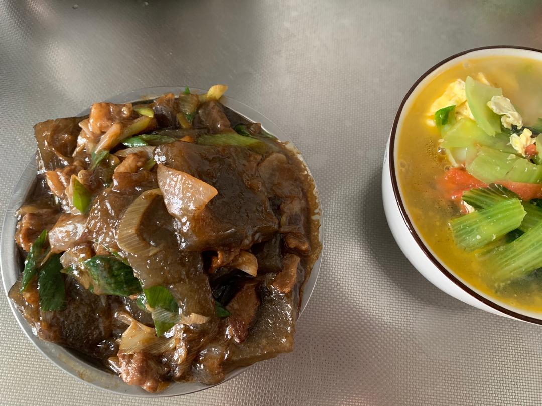 快手版肥肉烧红薯粉的做法 步骤10