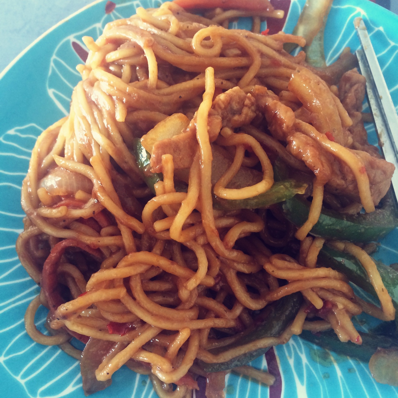 家常炒面：簡單、快捷，美味。
