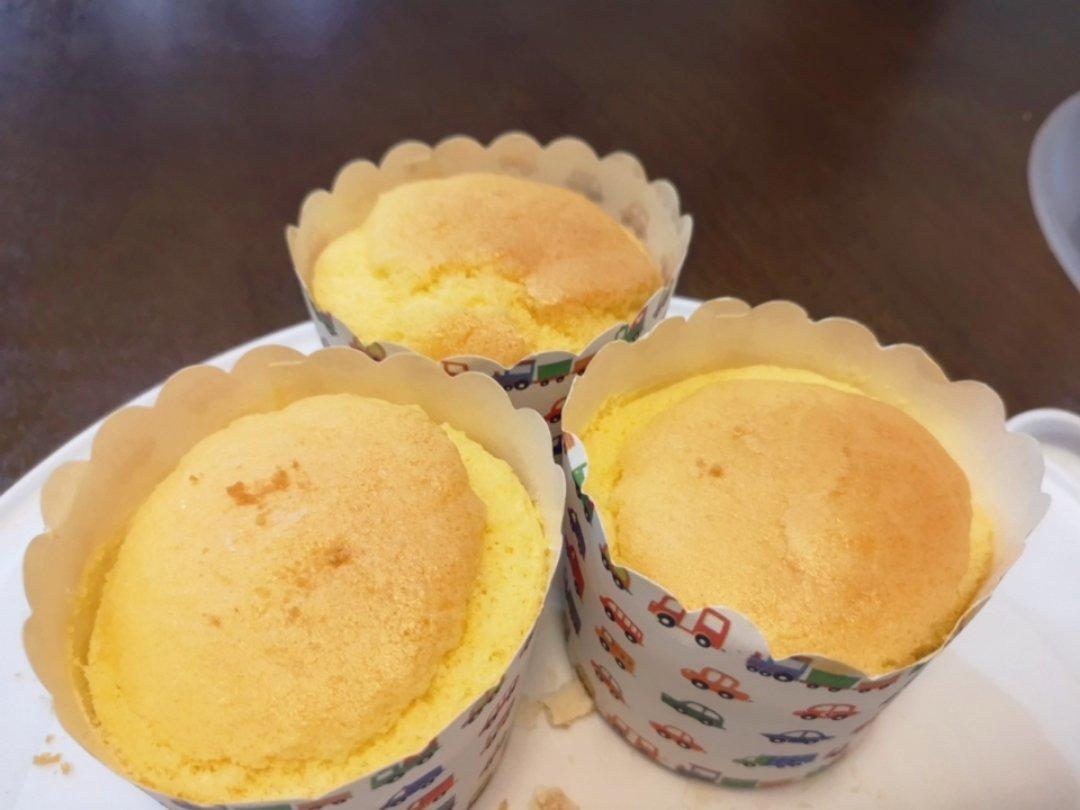 比戚风还要柔软Q弹的海绵蛋糕