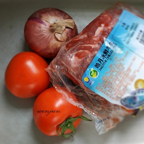 番茄炖牛肉的做法 步骤1
