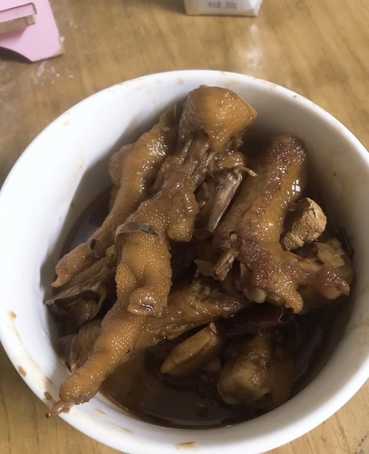 “销魂”卤鸡爪
