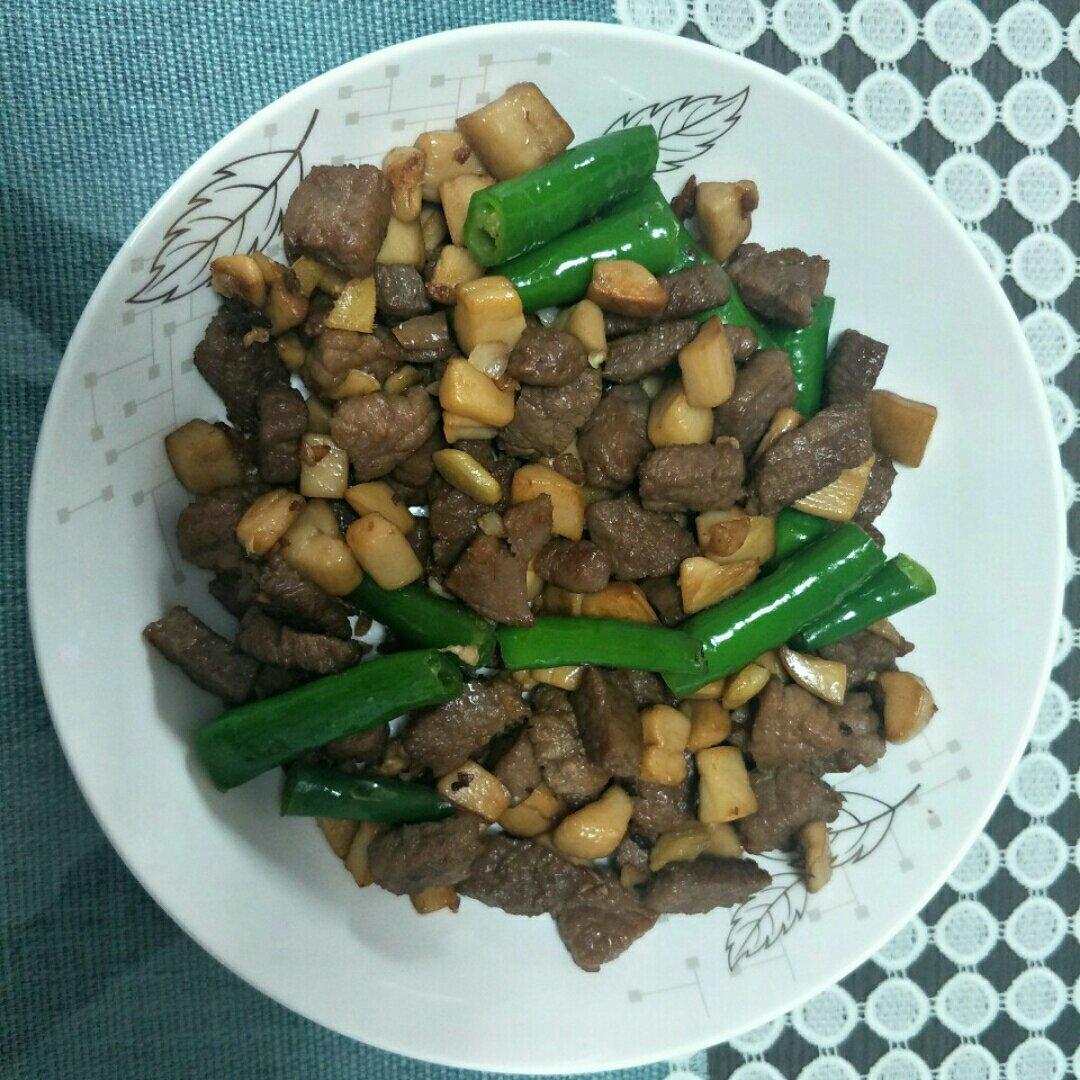 家常菜~杏鲍菇烧牛肉粒
