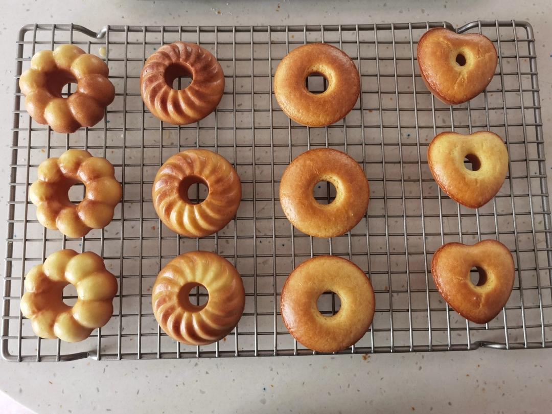 烤箱版甜甜圈12连模一盘