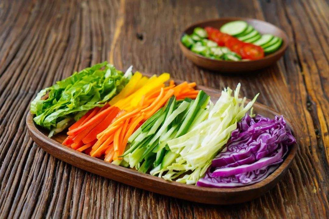 低卡路里美食-减盐蔬菜沙拉的做法 步骤1
